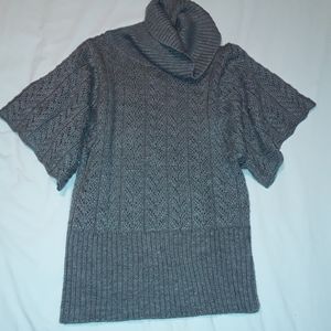 Crop grey seeater  Dressbarn Medium